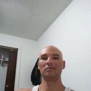 Meet your Posher, Charles